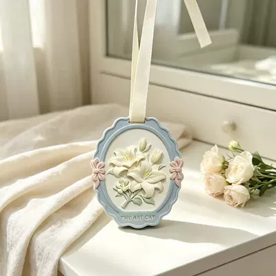 Lily Pure Aromatherapy Plaster Flower Romantic Fragrance Wax Sheet for Wardrobe, Bedroom, Living Room, Long-lasting Fragrance, Car Hanging Decoration (Car Perfume Aromatherapy) - lily-flower-azure
