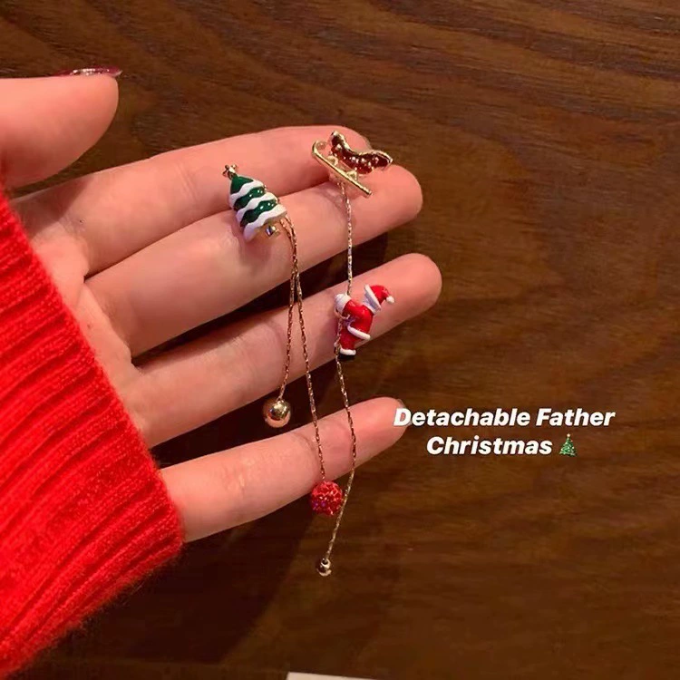Asymmetrical Earrings, European Style for Elderly, Christmas Motifs, Lightweight 10 cm