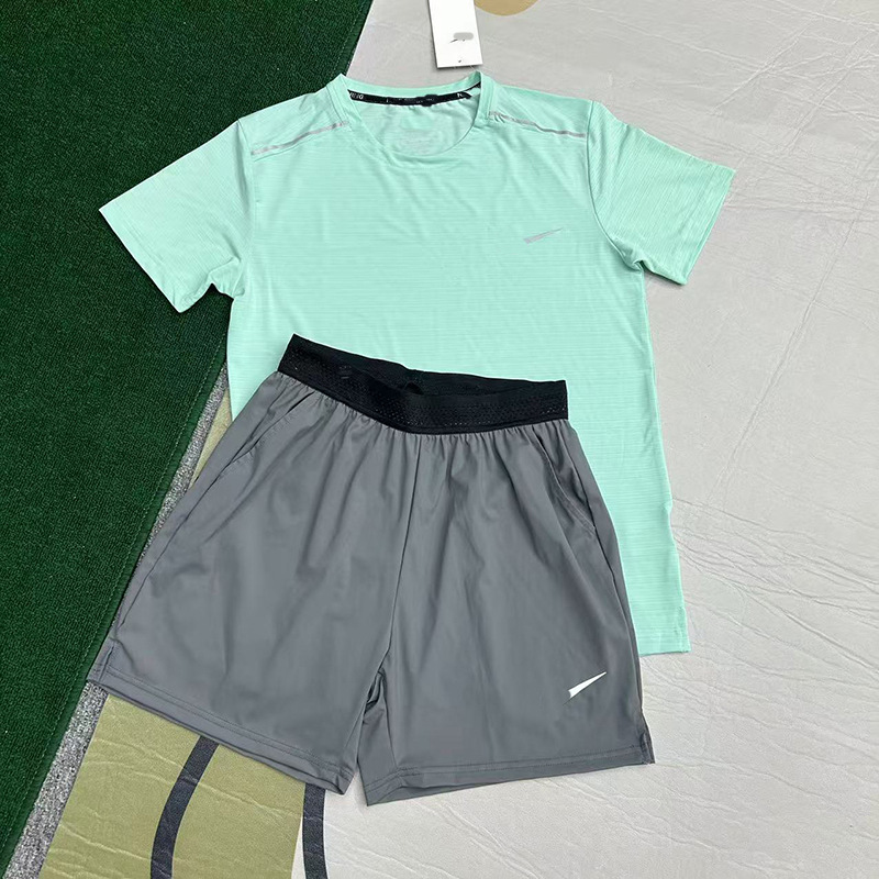 Tendencia de entrenamiento, carrera, fitness, malla, camiseta de secado rápido, elástica, comercio exterior, malla ligera, hombre