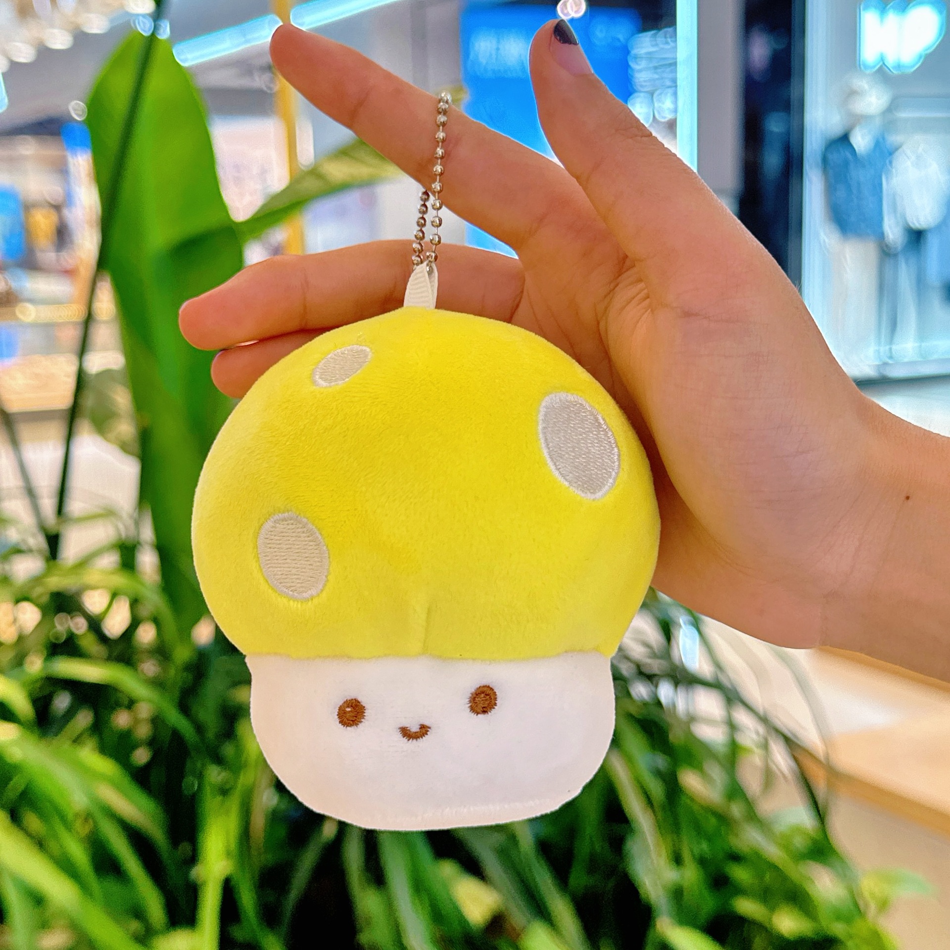 Muñeco de peluche con llavero de seta para celebración de bodas, regalo de bolsa ciega.