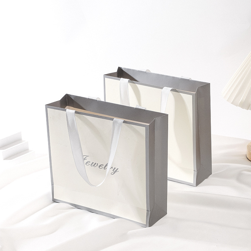Beige handbag pearl box gift bag ins large gift paper bag in stock wholesale