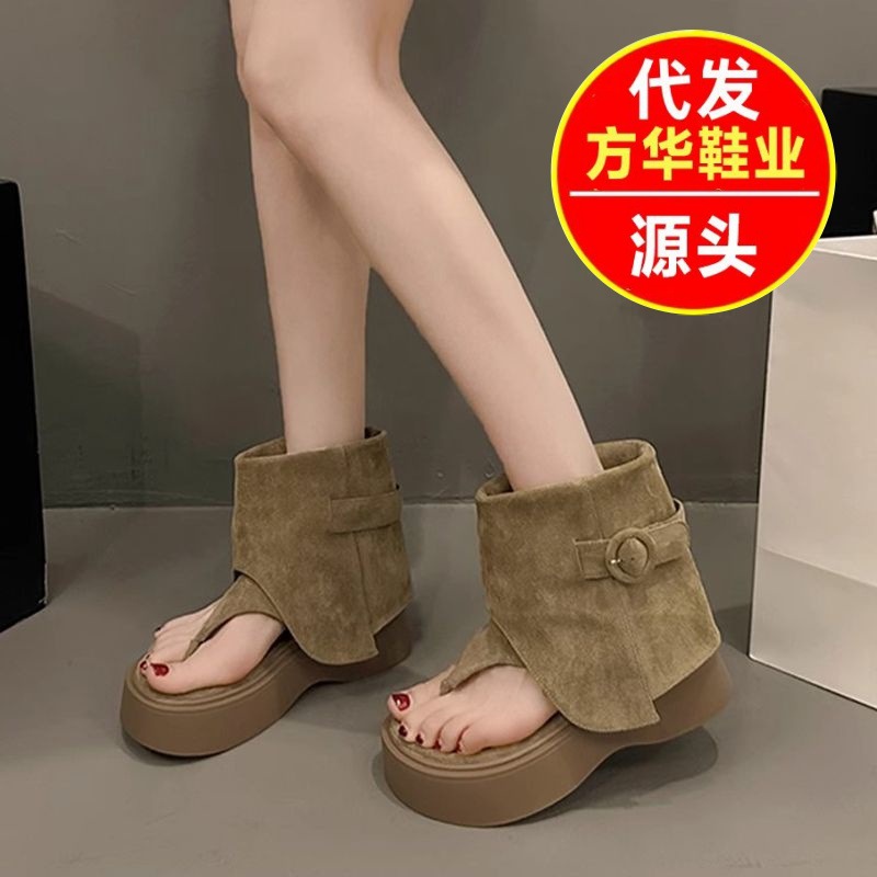 Sandalias de mujer de primavera de 2026 nuevo nicho de diseño de botas de sandallas de suela gruesa de estilo retro sandalias de barril corto