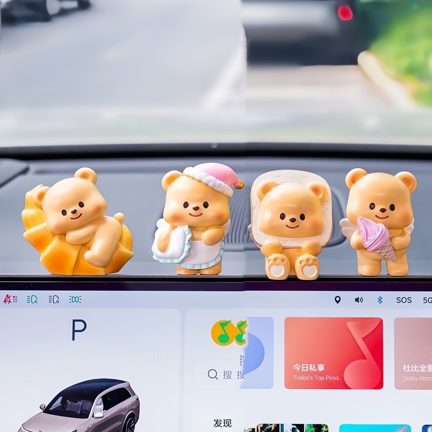 차량용 곰돌이 피규어 대시보드 모니터 장식 소품