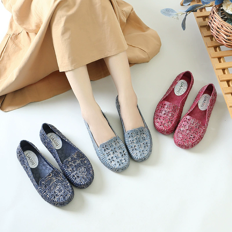 Повседневная Женская сетчатая обувь на плоской подошве с полыми отверстиями Баотоу, обувь для мам среднего возраста, обувь для медсестер, уличная пляжная обувь