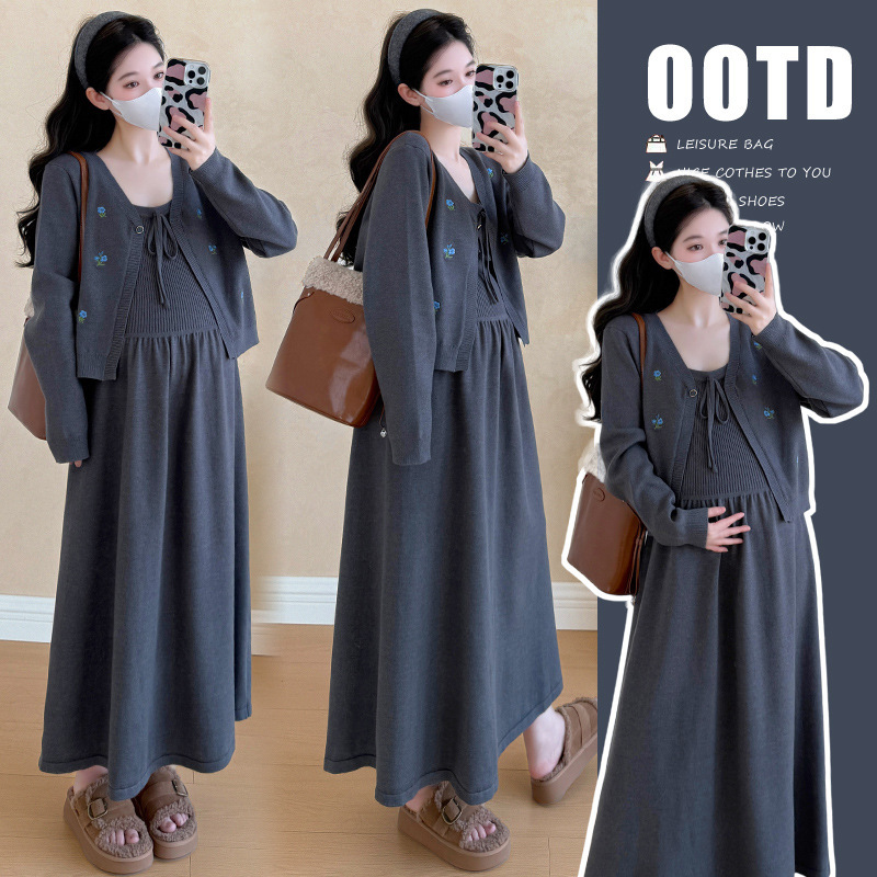 In Stock 2025 New High-Quality Version Knitted Maternity Suspender Skirt + Embroidered Knitted Jacket Maternity Suit