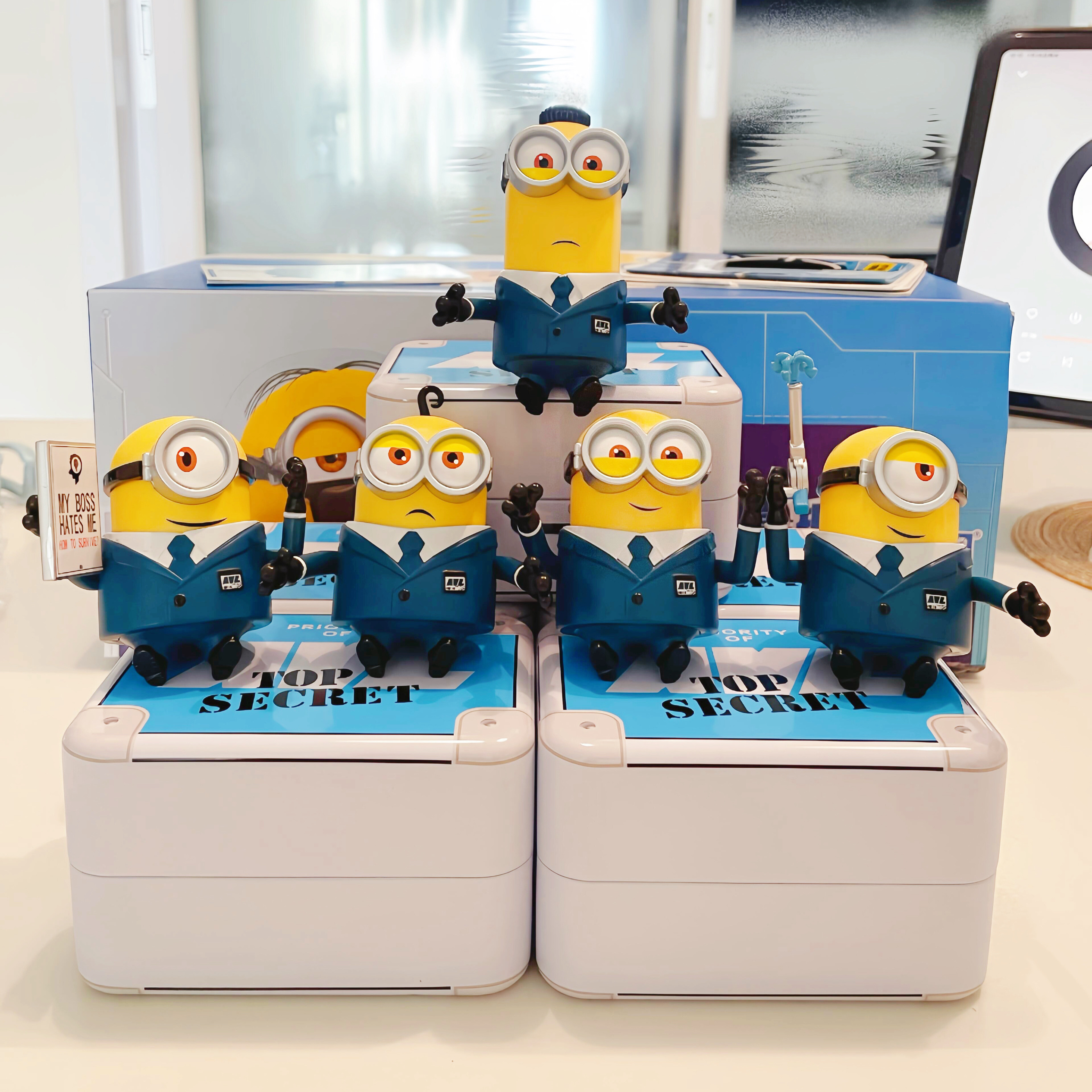 Audi Double Diamond Minion Intelligence Agent Magnetic Refrigerator Magnet Cartoon Animation Peripheral Toy Blind Box Pendant
