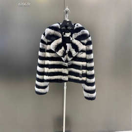 2025秋冬新款随性优雅高级时尚简约大方经典龙猫色濑兔毛皮草外套