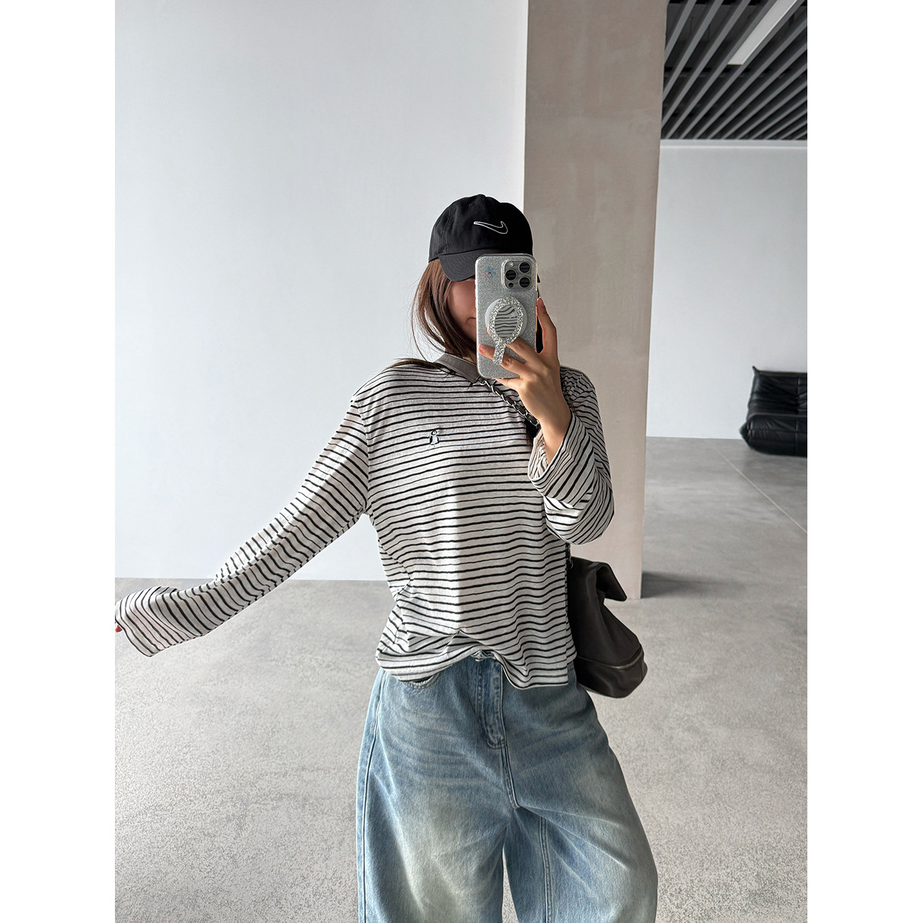 【王琪芝】长袖圆领宽松刺绣卡通企鹅T恤26女春夏防晒打底衫WQ196