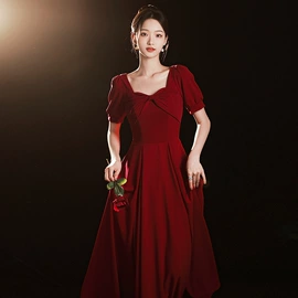 婚纱;晚礼服