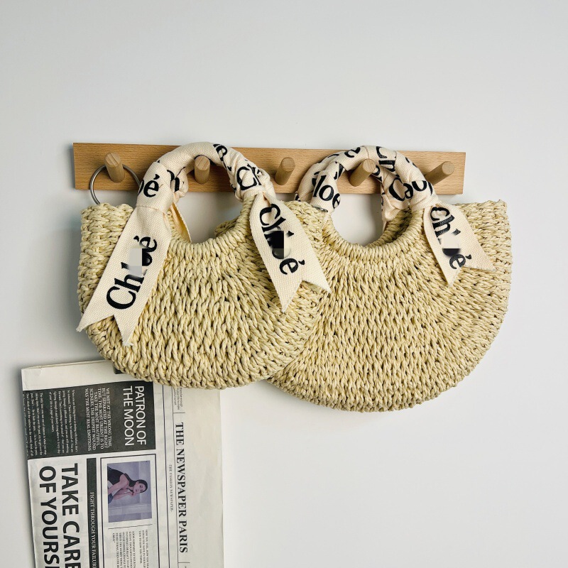 New Shoulder Handbag Straw Woven Bag Tote Bag Seaside Holiday Handbag Large Capacity Woven Bag All-match Beach