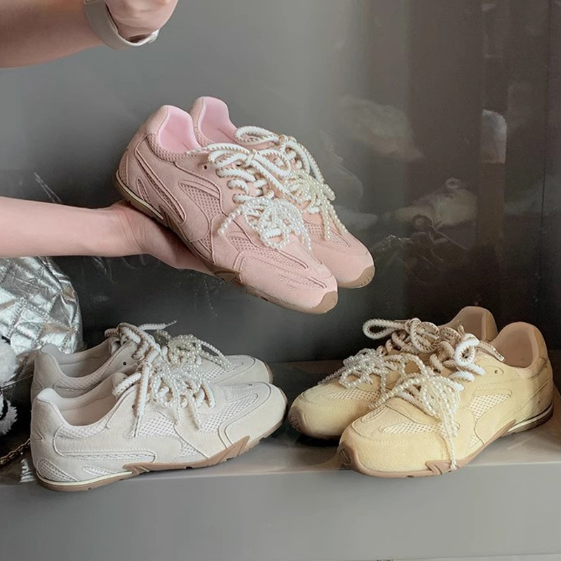 Grava madre primavera nueva sensación de chicas zapatos de perla doble cordón de cuero real aumento de altura de estilo casual ballet zapatos de entrenamiento para mujeres