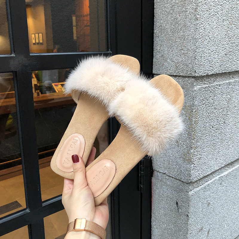 Furry slippers summer outdoor wear 2023 new fashion flat genuine leather mink fur flip-flops all-match sandals women's shoes Furry slippers summer outdoor wear 2023 new fashion flat genuine leather mink fur flip-flops all-match sandals women's shoes