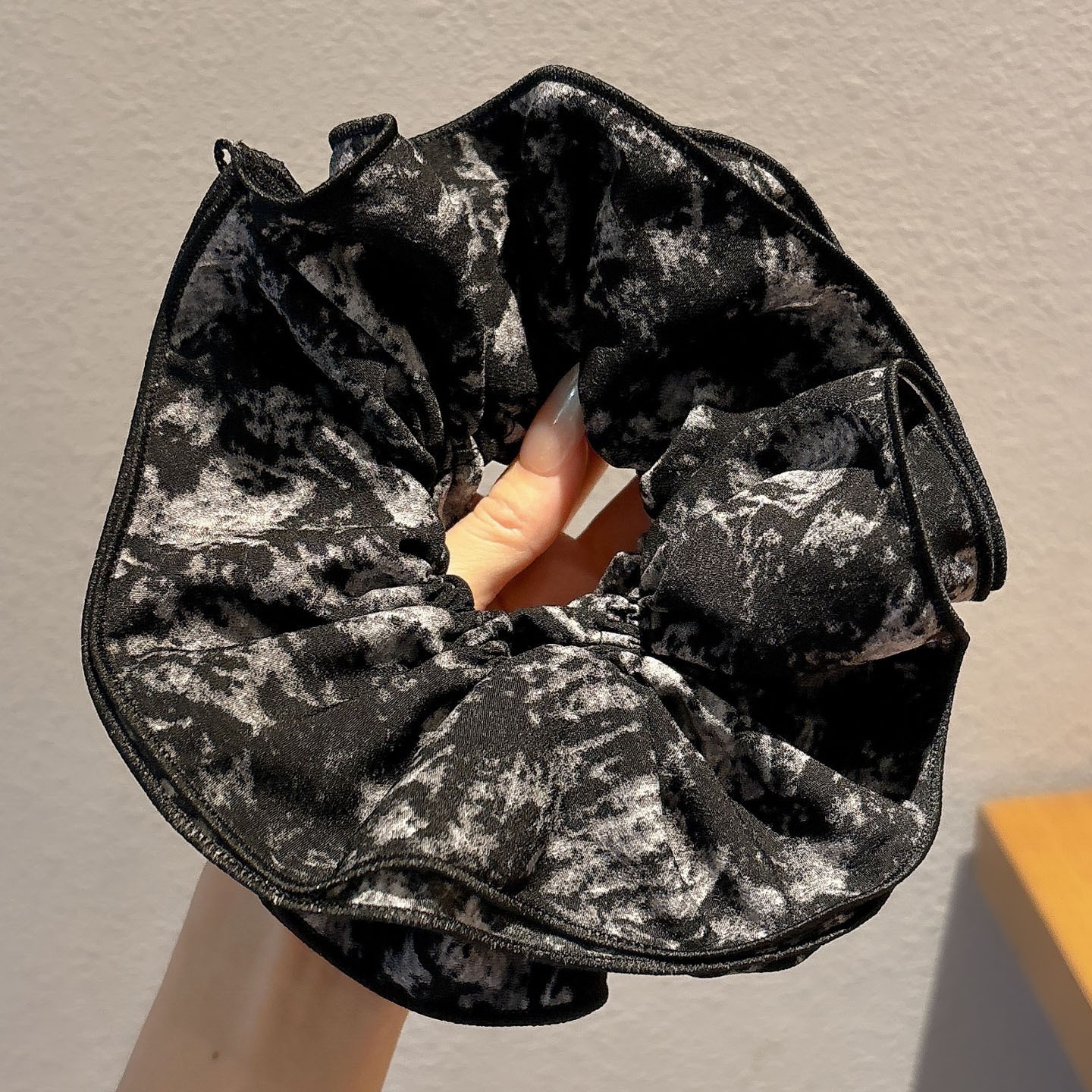 Coletero Scrunchie para Cabello de Tela Artesanal para Peinados image 28