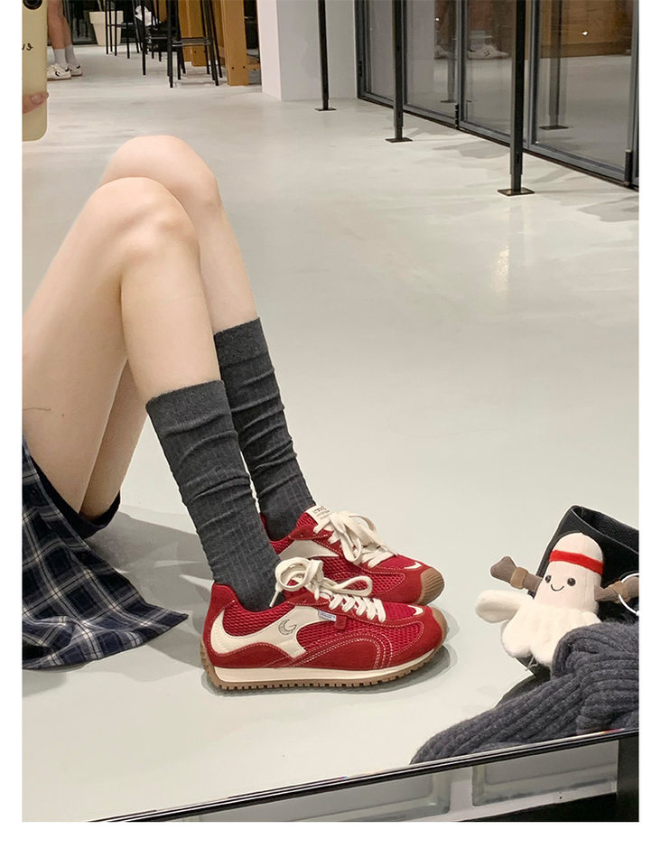 Giày sneaker nữ da bò lưới thân thấp dây buộc gót ẩn 6 cm — Đen (Gót ẩn 6CM) - Còn hàng, Đỏ (Gót ẩn 6CM) - Còn hàng chi tiết 40