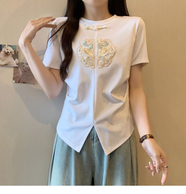 2024 Summer Embroidered Split Short Sleeve Design T-shirt New Chinese style High end Bottom Top_voghion.com