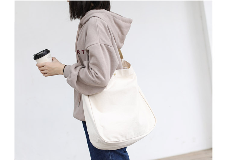 Women's Large Canvas Solid Color Basic Classic Style Magnetic Buckle Canvas Bag display picture 9