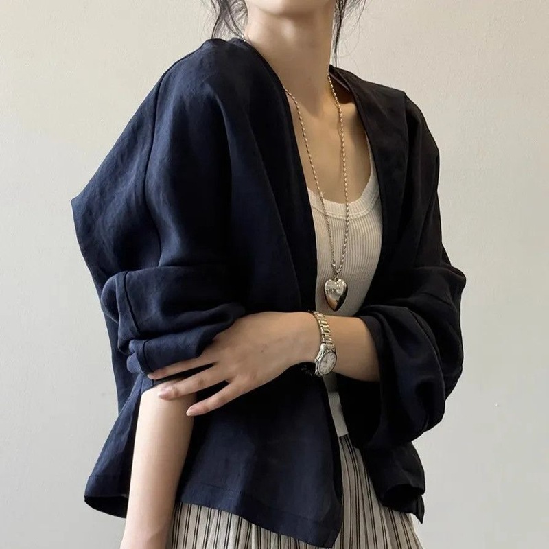レトロな綿の白いシャツジャケット女性の夏の文学的な長袖カーディガントップデザイン薄い緩い日焼け止めシャツ|undefined