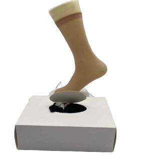 ��Ȼ�L�ȼ���=ÿ����ʿŮʿ��Ů����һ����ԇ��ѥ���m��һ�����_