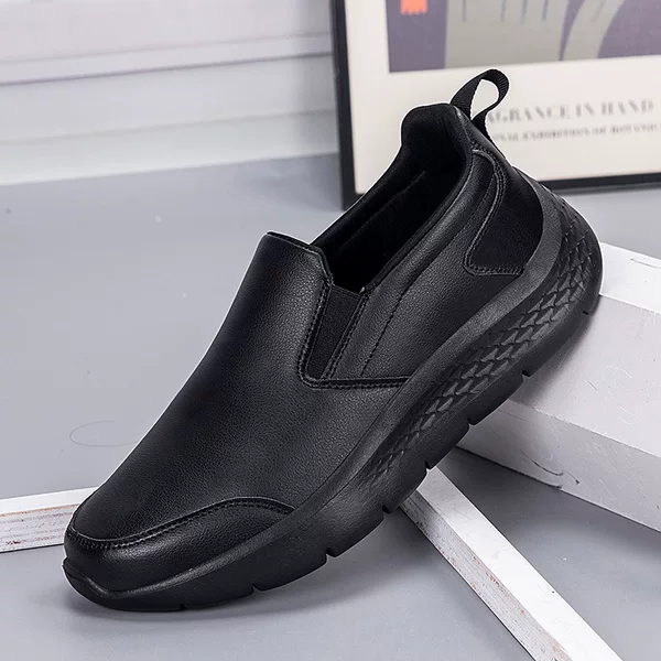 Spring New Leather Shoes for Men, Pure Black Business Casual Shoes, Slip-On Soft-Soled Dad Shoes for Men and Women