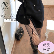 ����W�m���{����ϵ�ڽz�m�ɲ����⴩�O�W�m�U�����ξW�mŮ�Ը�