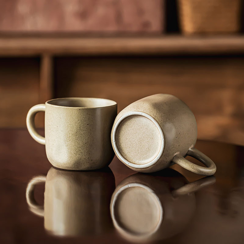 Tazas de cerámica mate vintage tazas de agua japonesas tazas domésticas al por mayor tazas de café de la tarde tazas de oficina
