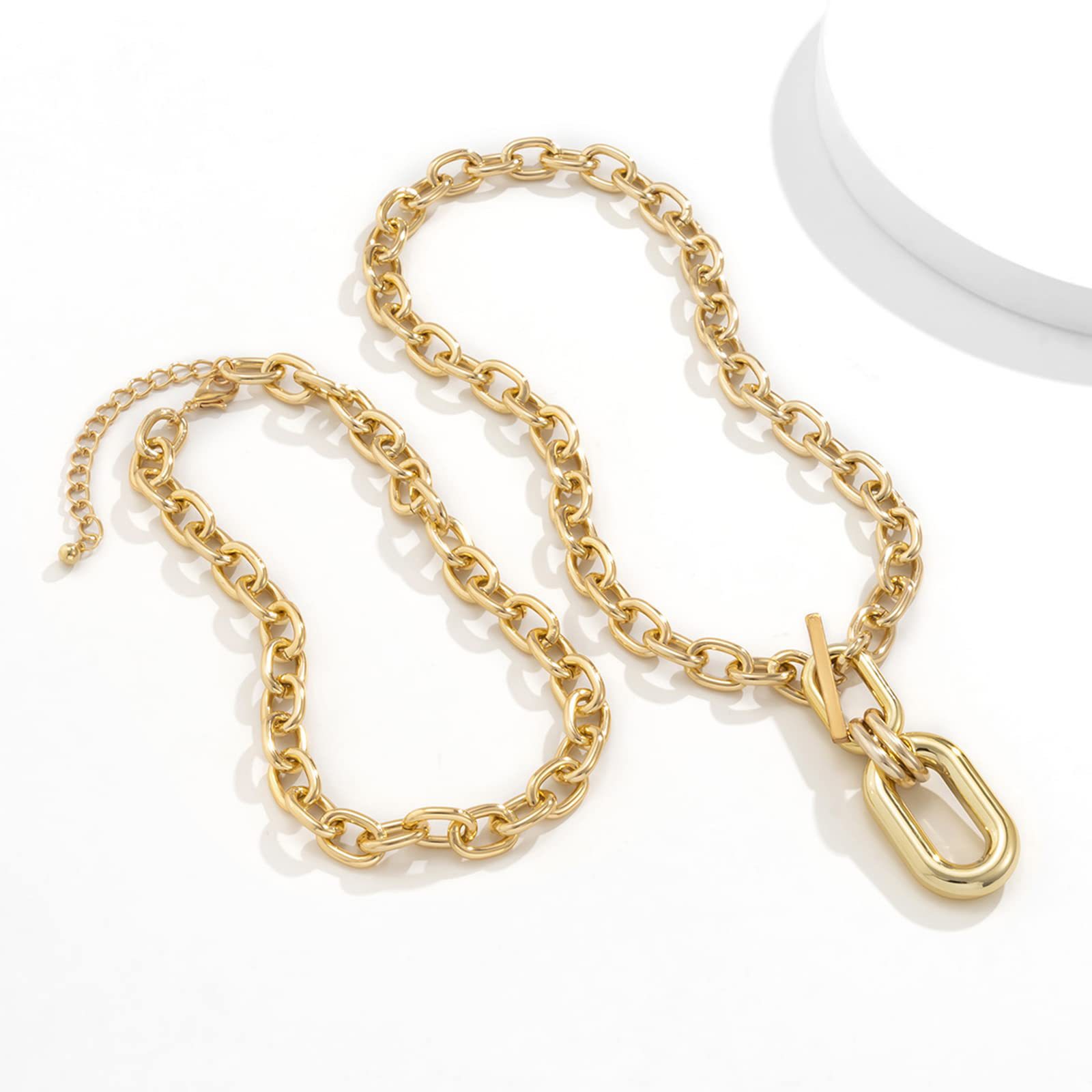 Alloy Material Vacation Simple Style Solid Color 14K Gold Plated Alloy Cable Chain Pendant Necklaces Wholesale