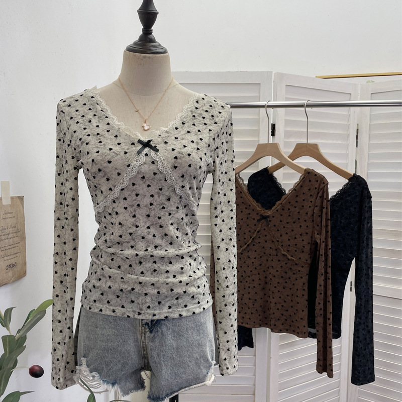 Real shot: Lace trim heart-shaped flocking long-sleeve T-shirt for women, autumn mesh slim-fit base shirt top 2960 Real shot: Lace trim heart-shaped flocking long-sleeve T-shirt for women, autumn mesh slim-fit base shirt top 2960