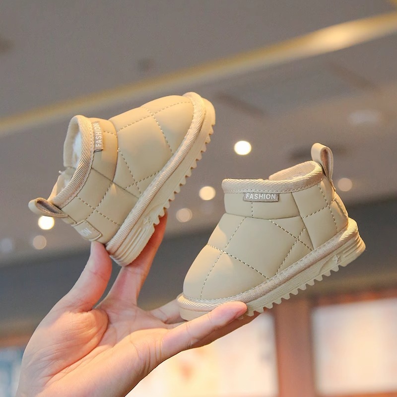 Dark white boys' snow boots