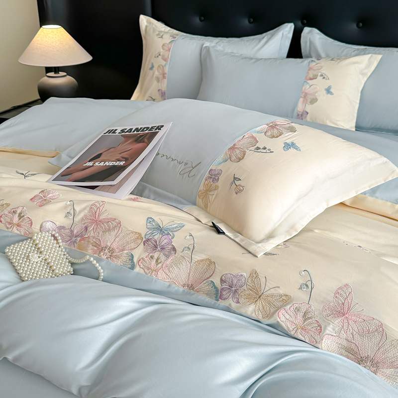 Class a Classy Accessible Luxury 100% Cotton Embroidered Four-Piece Pure Cotton Quilt Cover Skin-Friendly Soft Anti-Static Pure Color Set