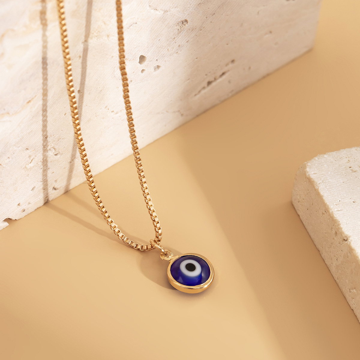 Women'S Gender Fashion Eye Arylic Pendant Necklaces Wholesale