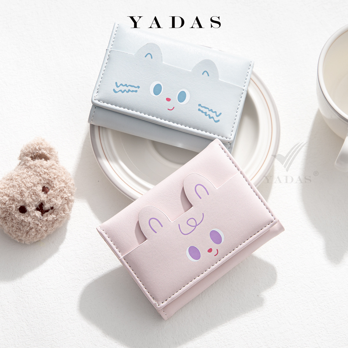Cartera japonesa simple para mujer, delgada, pequeña, plegable, billetera para estudiantes, nueva y linda tarjeta de nicho