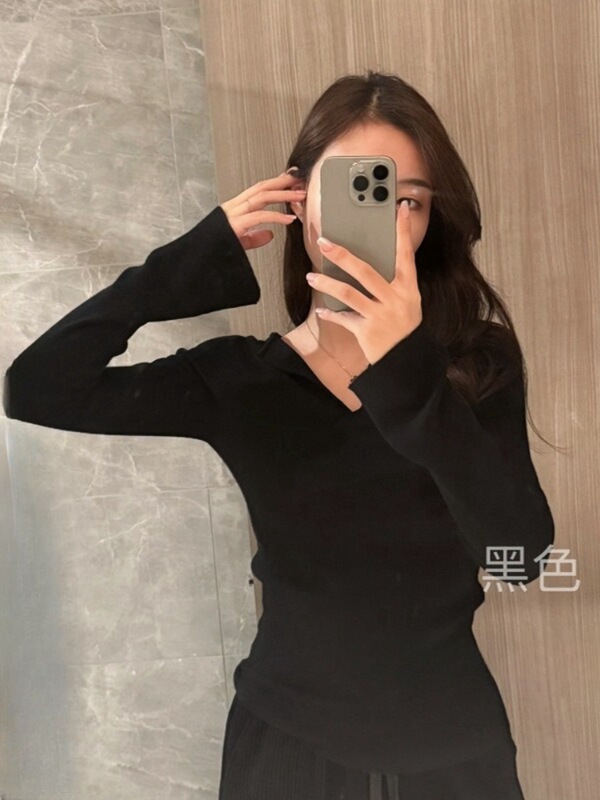韩系纯色长袖V领修身显瘦百搭t恤上衣2025早秋新款针织打底衫女装|undefined