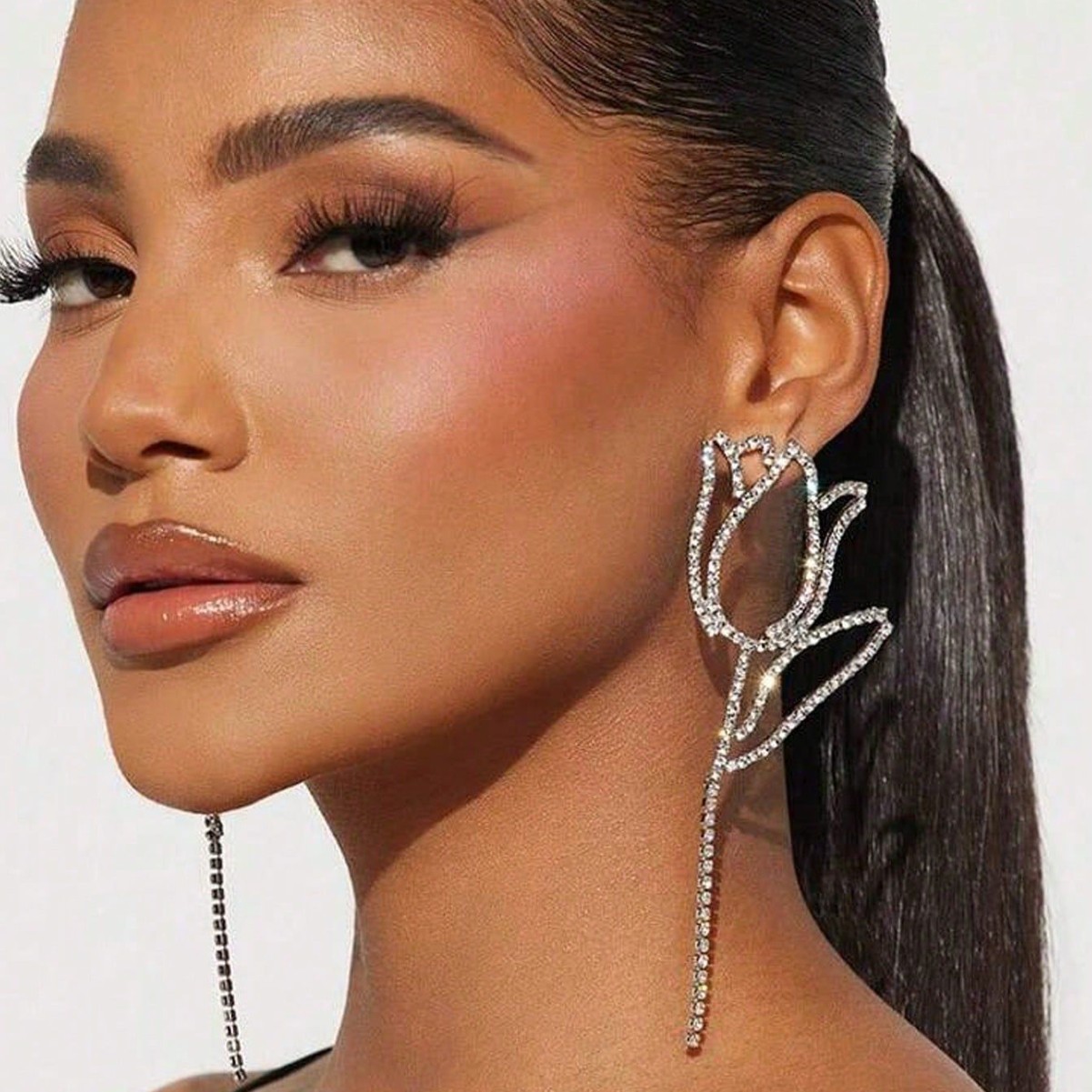 fashion flower simple style luxury high end exaggerated earrings inlaid diamond party super flash earrings women_voghion.com