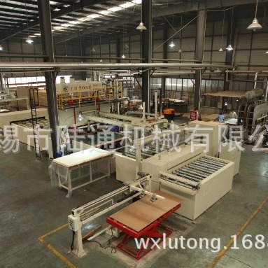 厂家批发生 产线典型方案木工压机生 产线 全自动贴面压机生 产线