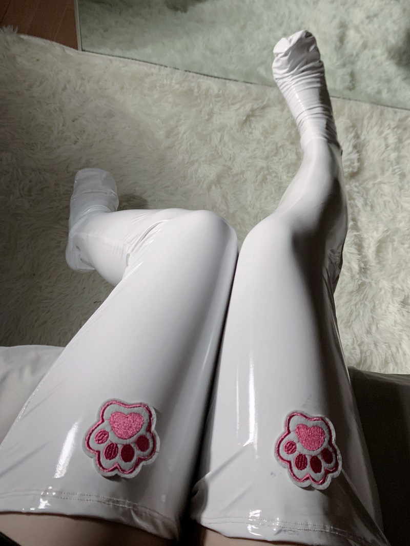 8074 cat claw socks