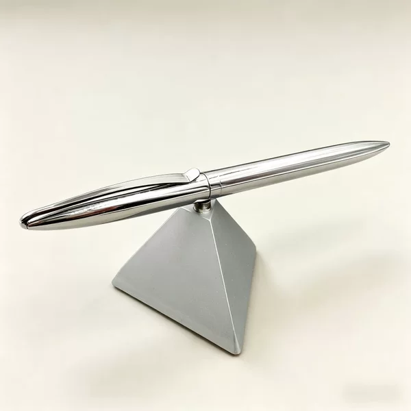 Triangular floating desk pen, creative advertising pen, metal bank and hotel desk pen, magnetic floating pen, office desk signature pen