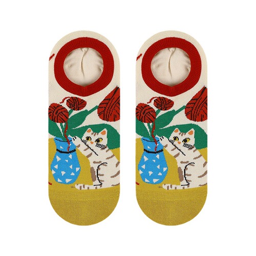 Summer cute cartoon cat print socks for women with shallow mouth boat socks thin Y-heel invisible socks non-slip sweat-absorbing socks for women
