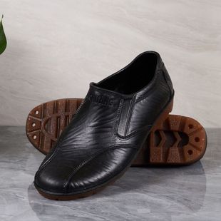 ��Ь��ʿ�r�аٴ��Ƥ����ţ��ˮЬ��ĥ������ˮ��~����ϴ܇�zЬ