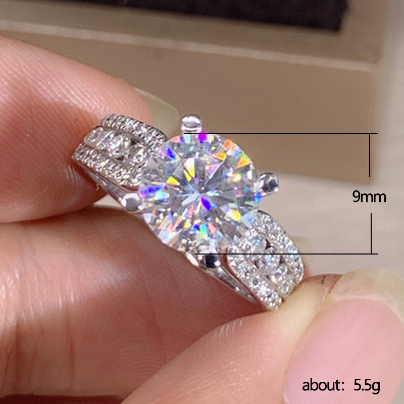 Fashion New Wedding Classic Four-claw Zircon Crystal Female Engagement Proposal Copper Ring Female display picture 1