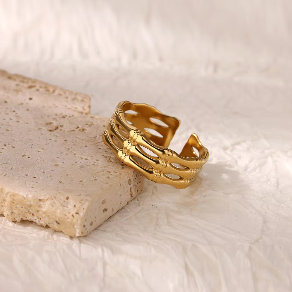 8g Weight 0.03µm-0.05µm Gold Plating Thickness PVD Coated Gold Plating Process Real Gold Plated Plating Material Stone-Free Inlay Material Open Rings Classification 1 Piece Quantity Casual, Daily Occasion 304 Stainless Steel Material Solid Color, Lines Pattern All Seasons Season Unisex Gender Simple Style, IG Style Style Waterproof Non Tarnish, Plating Craft Gold, Silver Color PVD Coated Real Gold Plated 18K Gold Solid Color Lines Titanium Steel Simple Style IG Style Waterproof Non Tarnish Open Rings 17