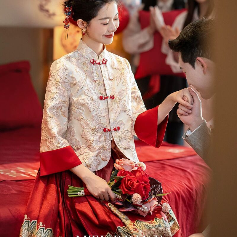 Man Ting Fang [Yong Yu Le] New Chinese-Style Wedding Attire, Mamian Skirt Hanfu Set, 2026 New Model Top, Engagement Dress