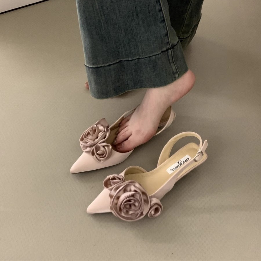 Punta estrecha francés flor negro cerrado dedo del pie Sandalias Zapatos de hadas 2024 nueva primavera y verano de la tarde de las señoras zapatos de una sola capa