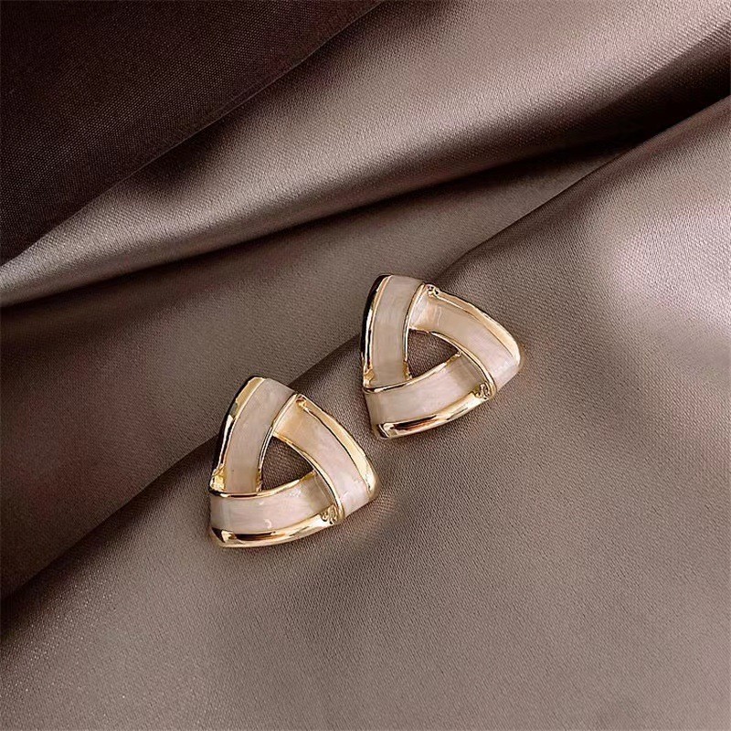 8g Weight 925 Sterling Silver Ear Needle Material Ear Studs Classification 1 Pair Quantity Daily Occasion Metal Material Geometric Pattern Women's Gender Plating Design Simple Style Style 1 Pair Simple Style Geometric Plating Metal Ear Studs 6