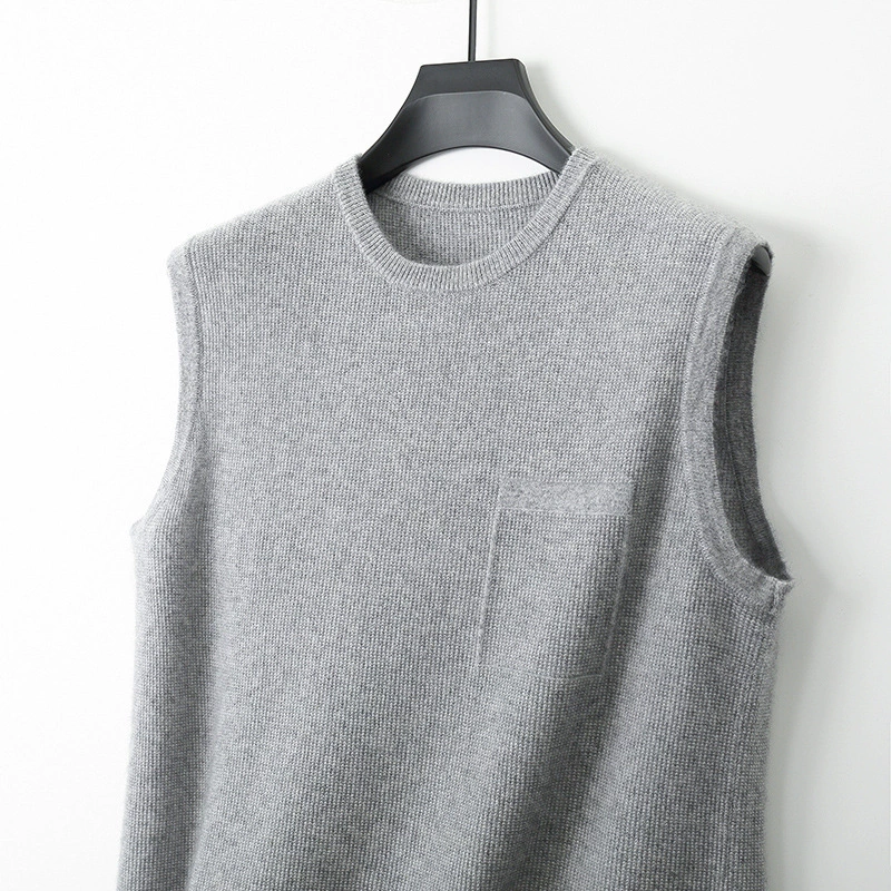 Woolen knitted sweater with a round collar sleevless, vest, increased thickness