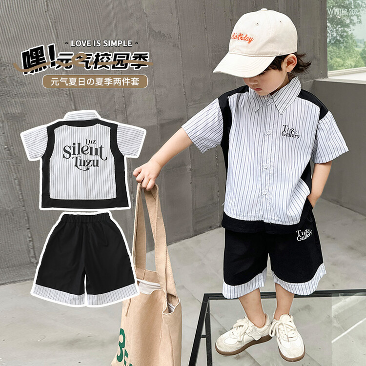 8124 Traje de verano para niños 2025 Nuevo estilo para niños Camisa de moda de estilo occidental de manga corta para niños bebé de verano