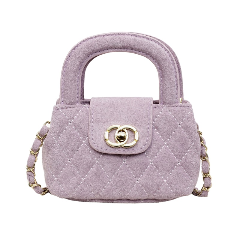 Primavera y verano nuevo bolso infantil de seda, hilo de seda, pequeño viento fragante, bolso de mano de chicas, cadena de moda coreana, bolso cross-border.