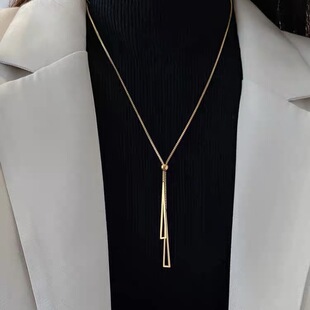 �r�КW���p���L���s���|�����U�������γ�����Ů�䓲���ɫ��