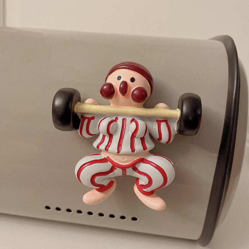 怪しい重量挙げのフィットネスの冷蔵庫は立体の手描きの樹脂の鉄の石を貼って横になって平らな磁気の装飾は伝言の磁気を貼って貼ります。|undefined
