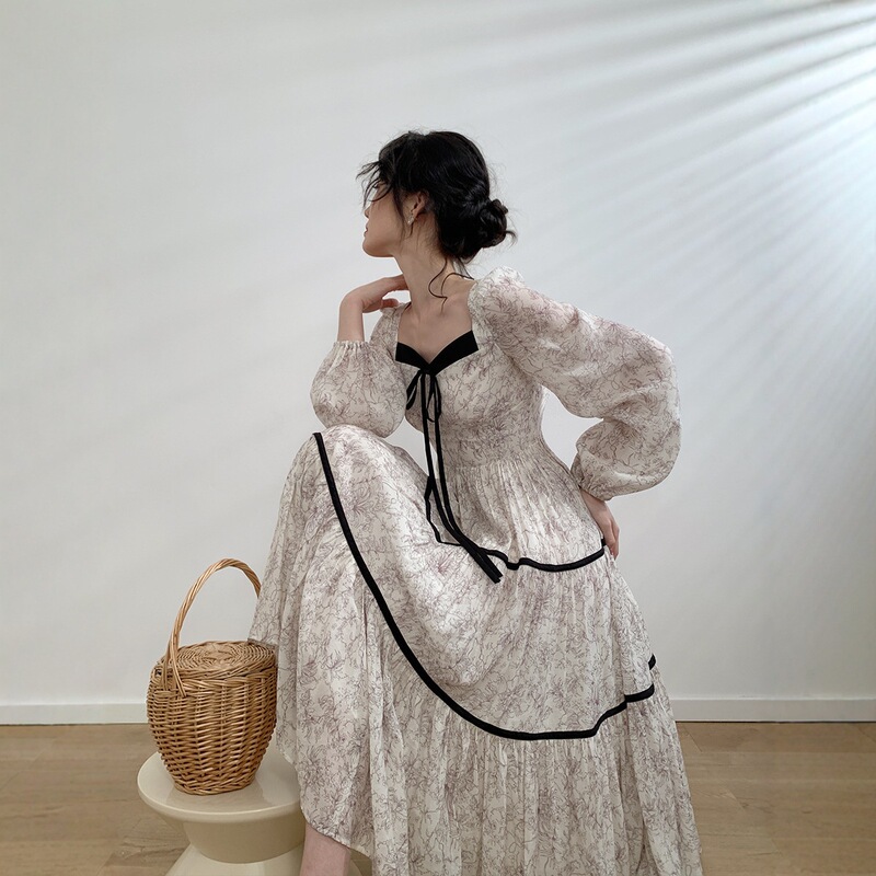 2025 New Dress Women's Autum Long-Sleeved French Tea Break Dress Splicing Ink Painting Small Person Large Swing Skirt