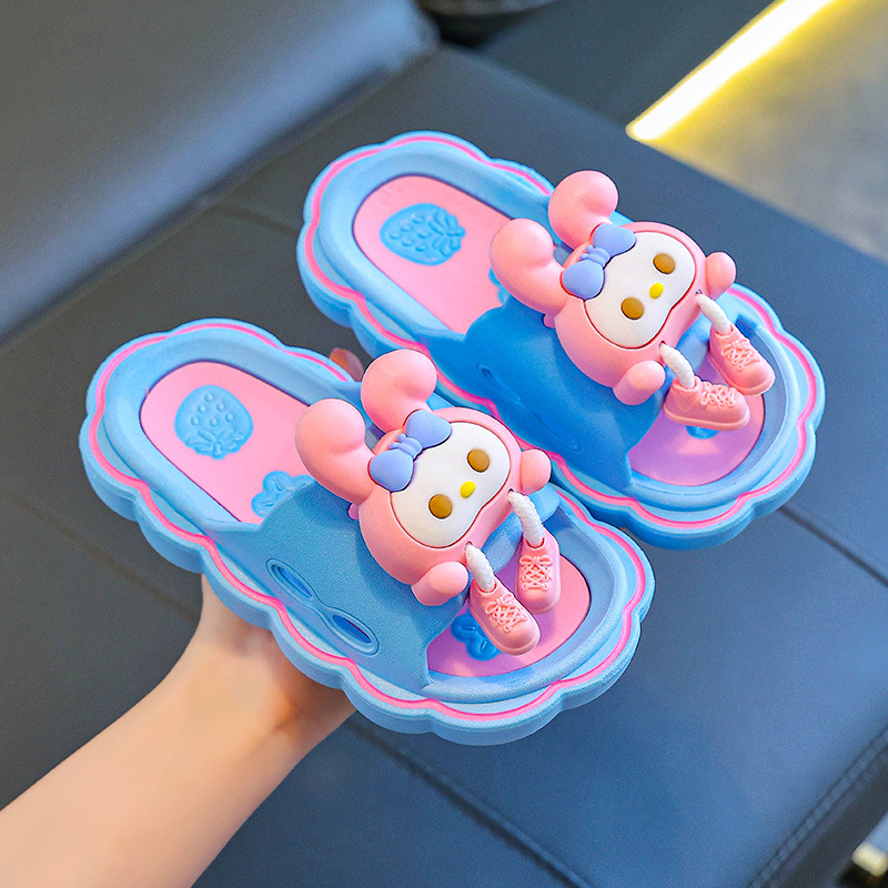 Zapatillas infantiles para mujeres de verano niñas caricaturas lindas antideslizantes interiores niñas deslizantes para padres e hijos